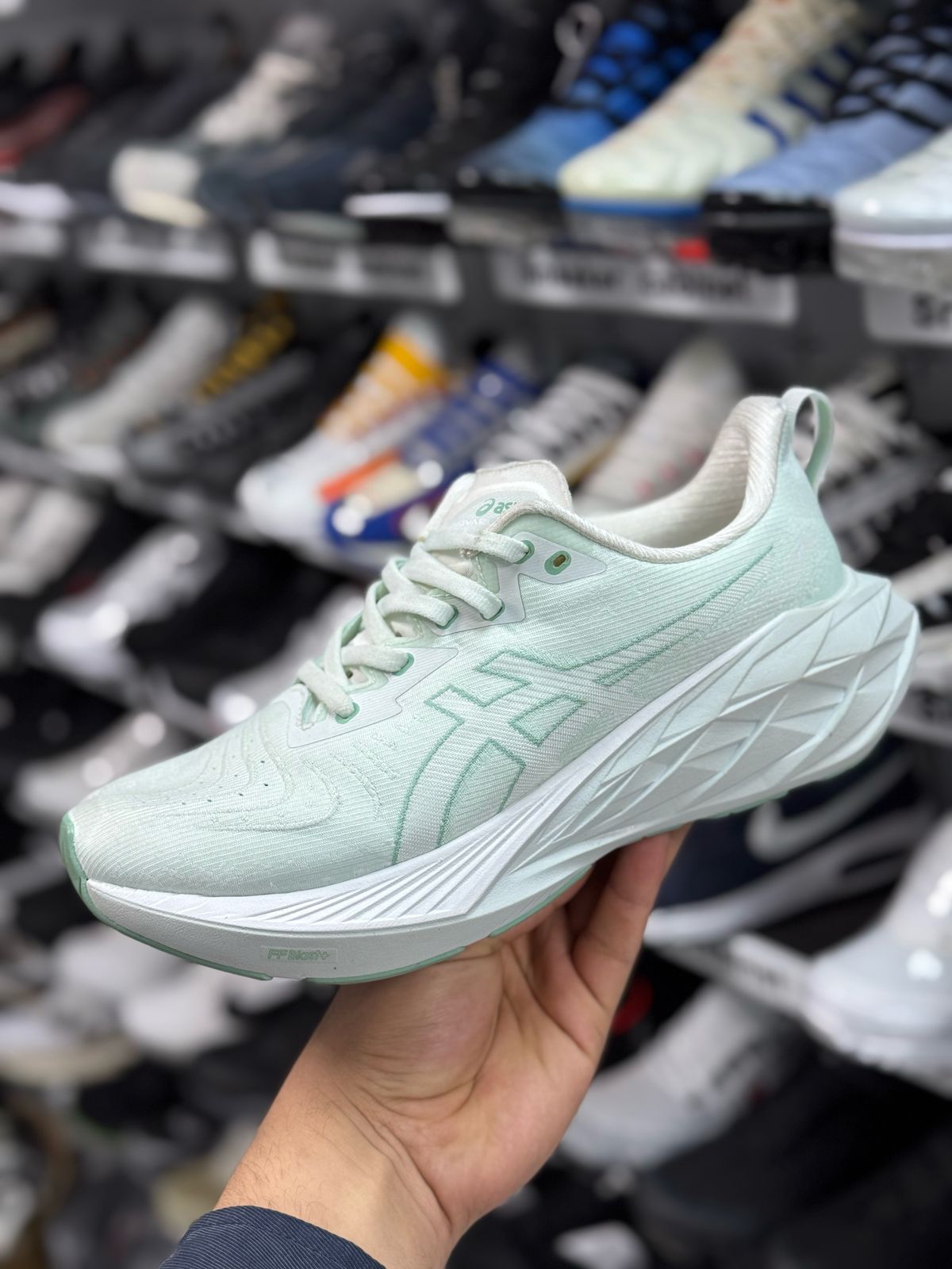 фото весенние мужские кроссовки оптом с доставкой