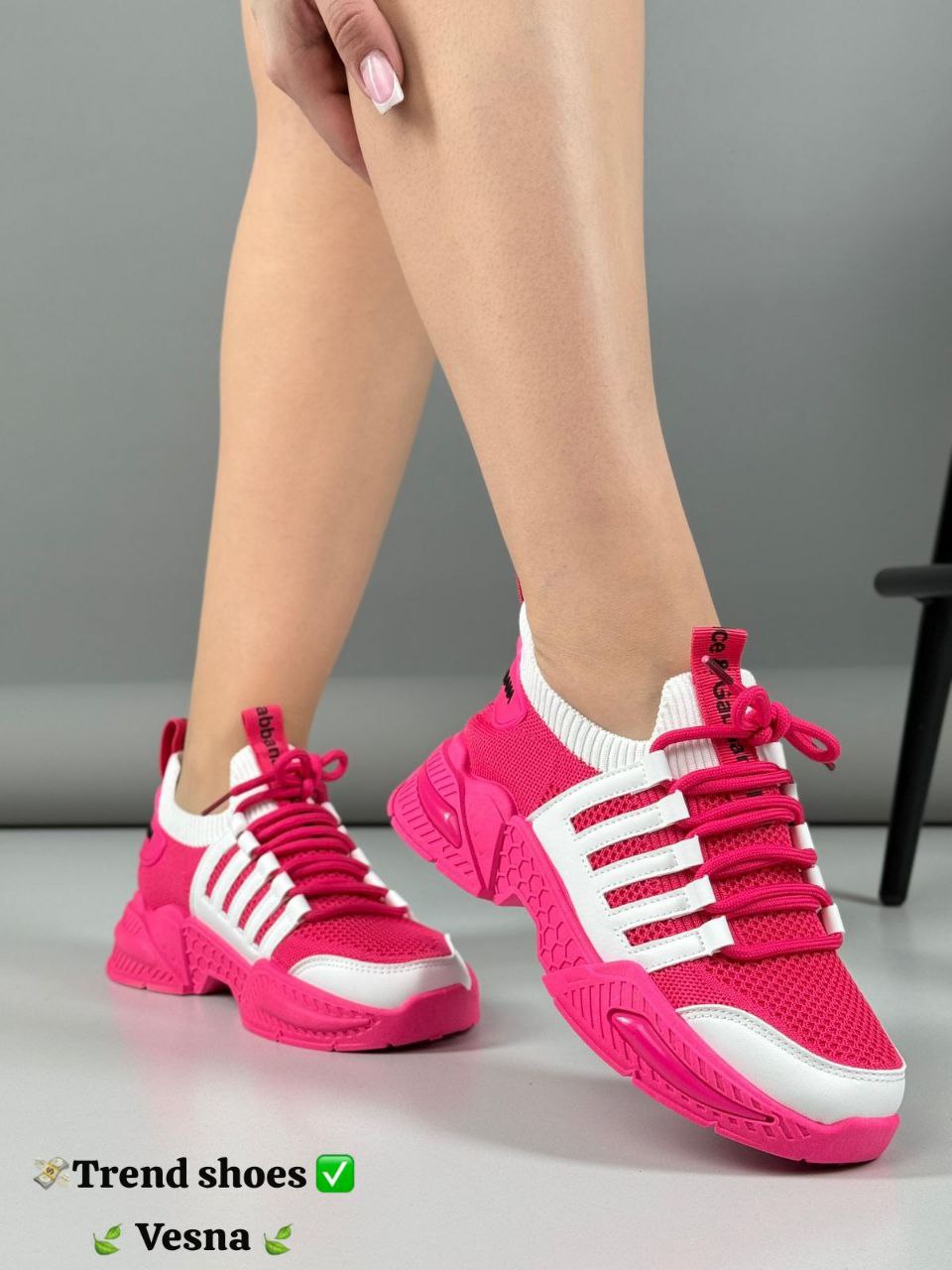фото весенние женские кроссовки оптом