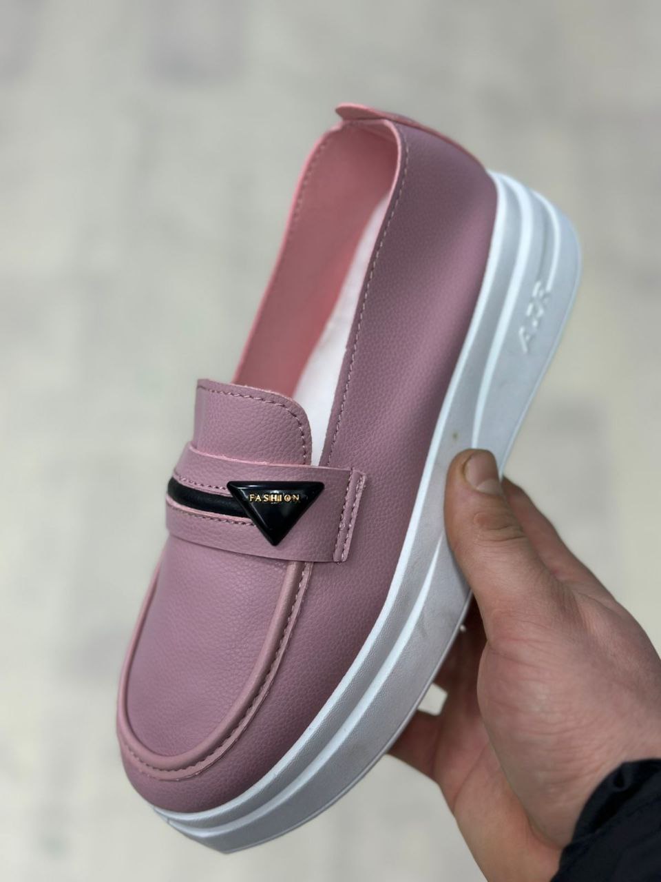 фото весенние женские туфли оптом Москва