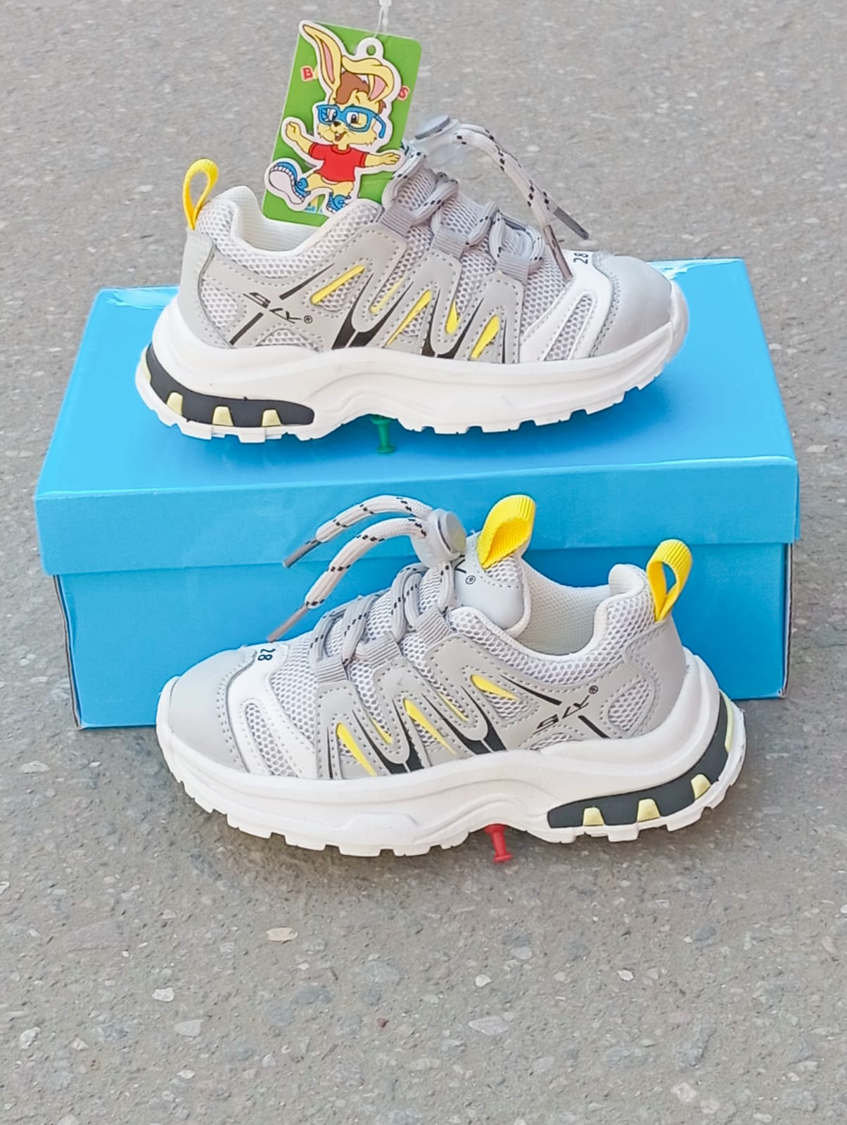 фото весенние кроссовки для девочек оптом