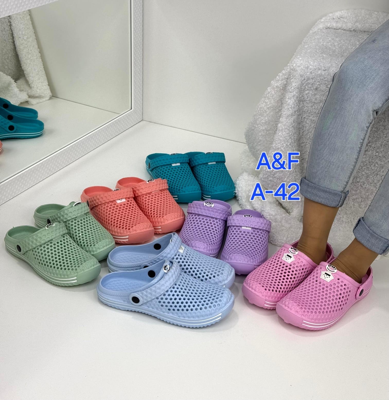 фото женские летние кроксы 860746 оптом