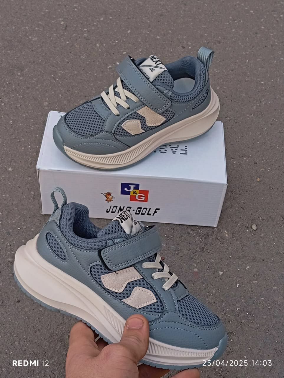 фото весенние кроссовки для мальчиков оптом