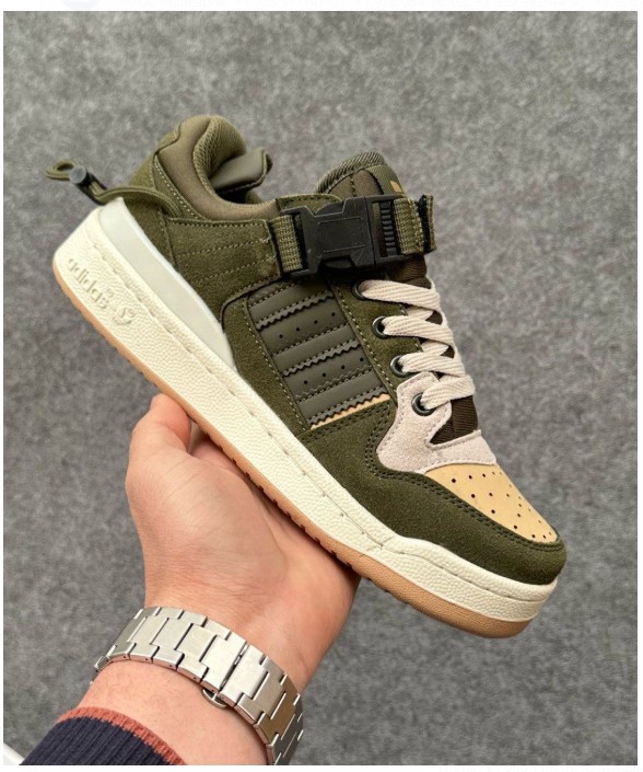 фото летние женские кроссовки оптом