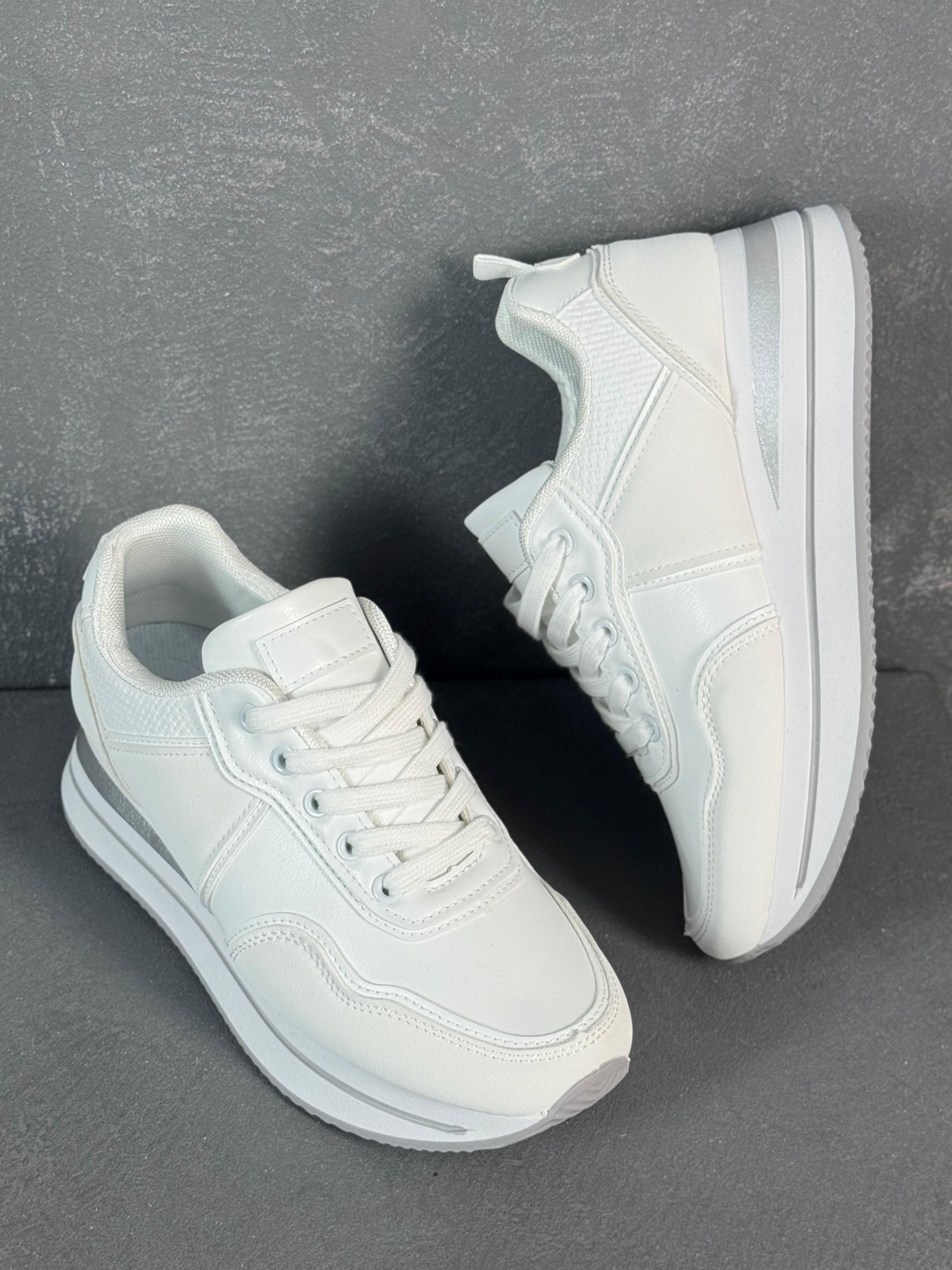 фото весенние женские кроссовки оптом