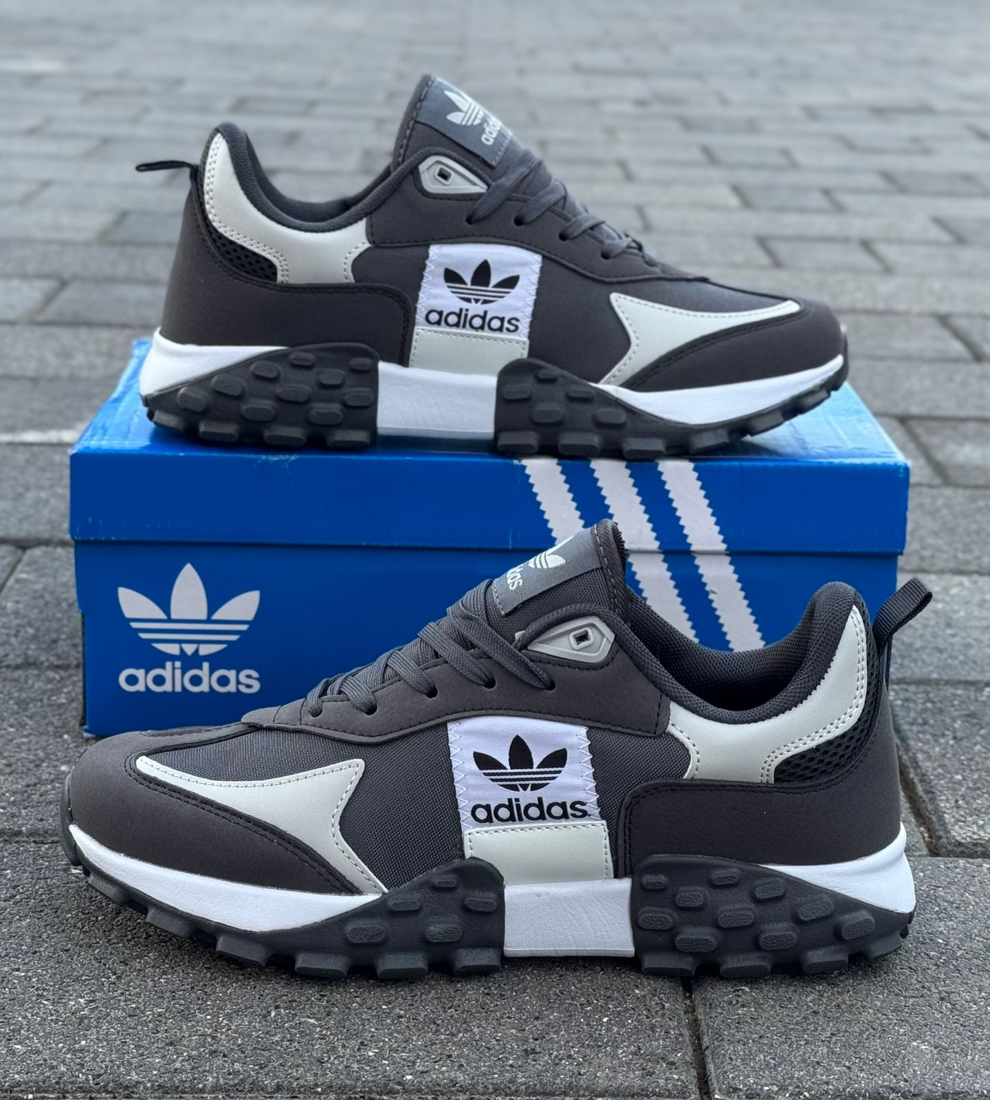 фото Мужские весенние кроссовки Adidas 210823 оптом с доставкой