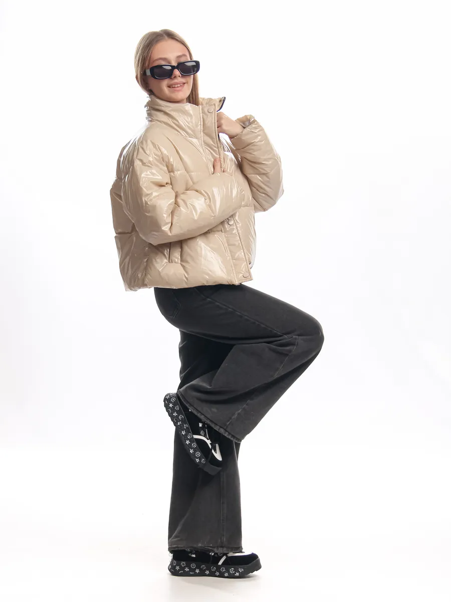 картинка куртка демисезонная для девочки от магазина Одежда+