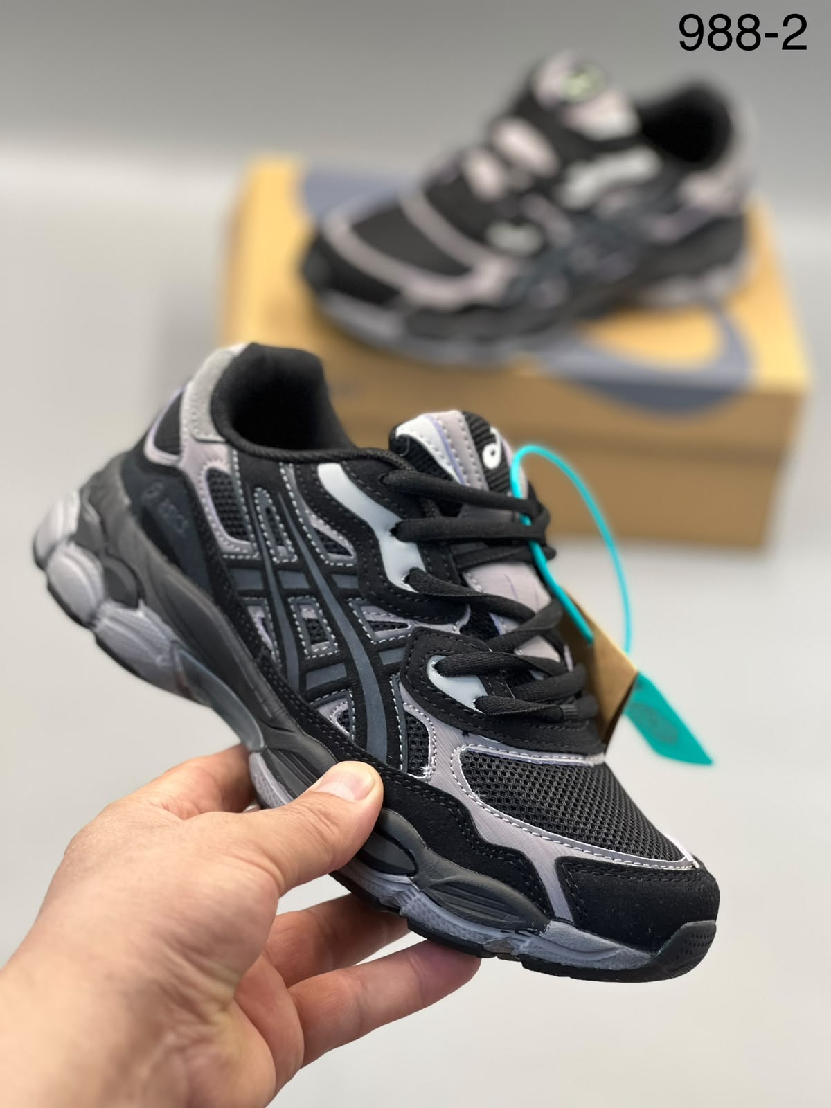 фото Женские осенние кроссовки Asics 195071 оптом на лето для мужчин