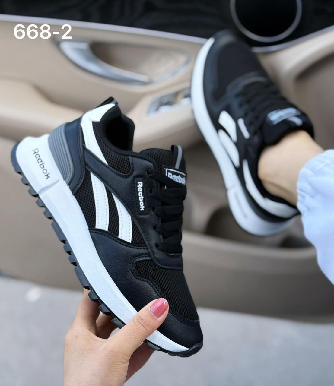 фото женские белые кроссовки reebok 495547 оптом