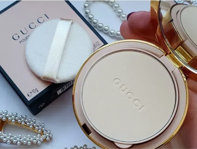 картинка Матирующая пудра Гуччи для лица № 000 от магазина Одежда+