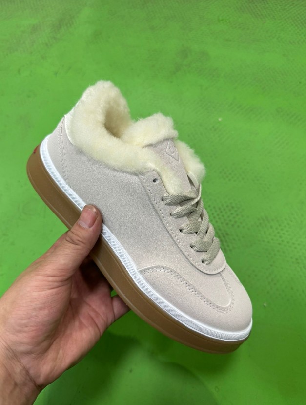 фото зимние женские кроссовки оптом с доставкой