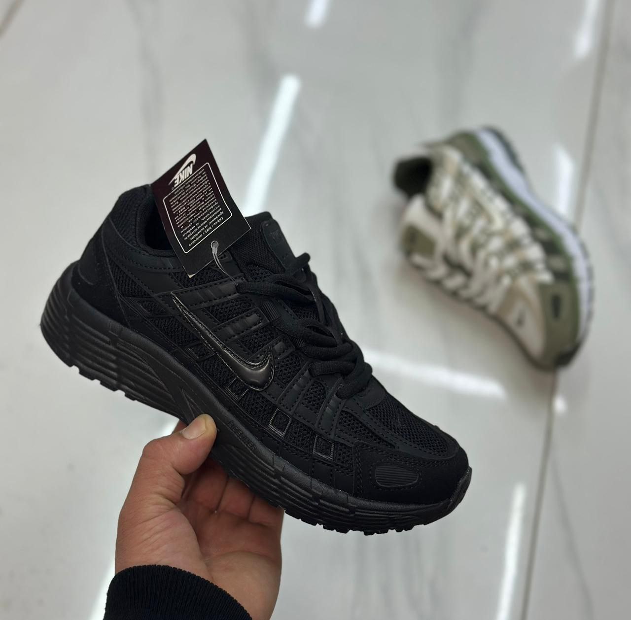 фото весенние женские кроссовки оптом