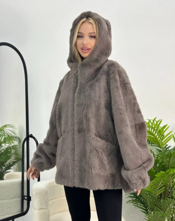 картинка Шуба от магазина Одежда+