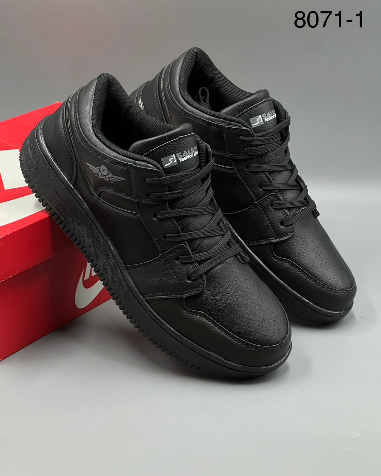 фото весенние мужские кроссовки оптом с доставкой