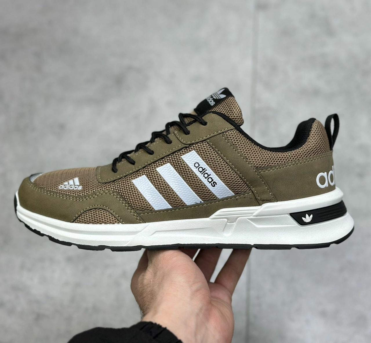 фото весенние мужские кроссовки оптом с доставкой