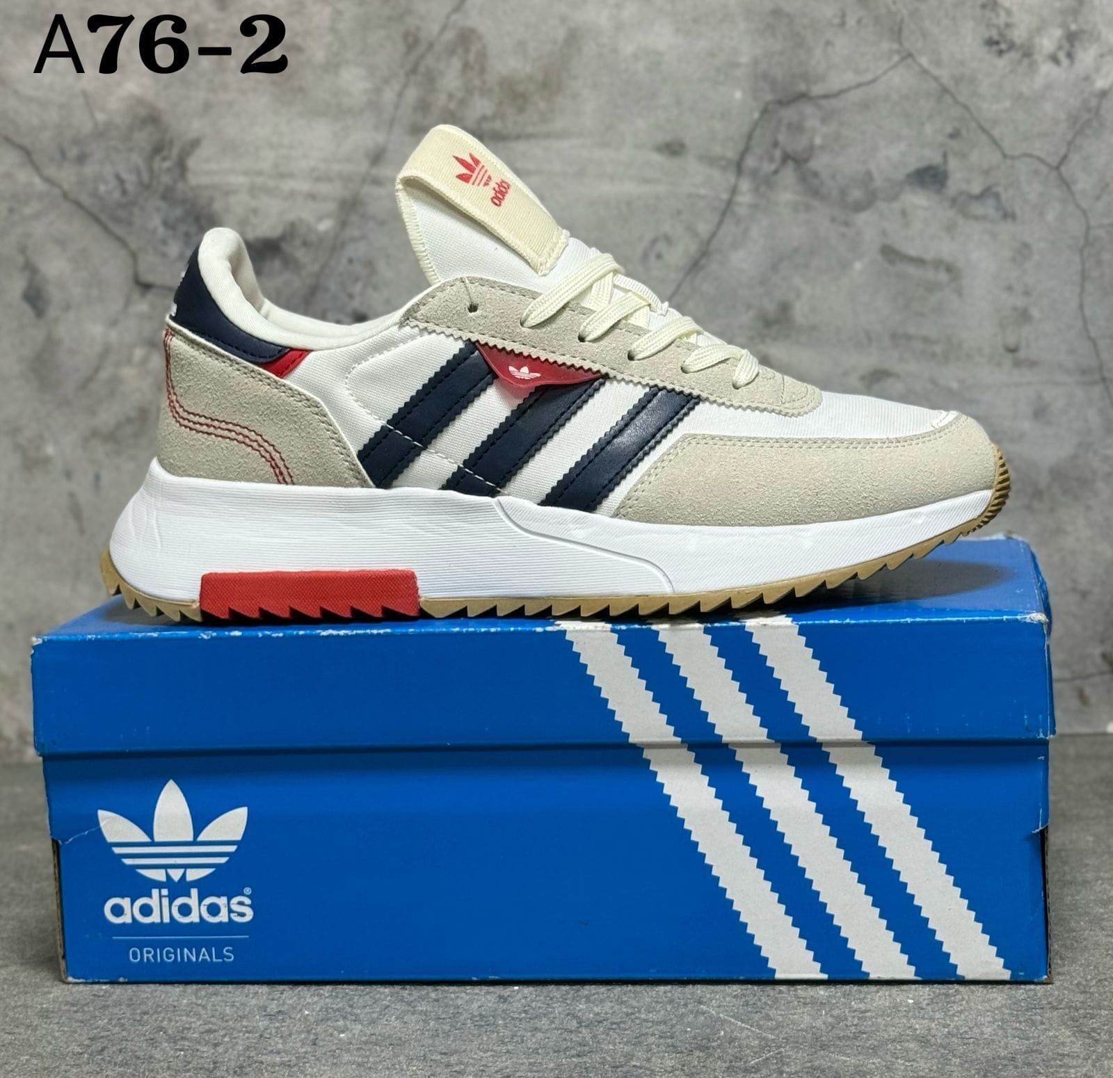 фото весенние мужские кроссовки оптом с доставкой