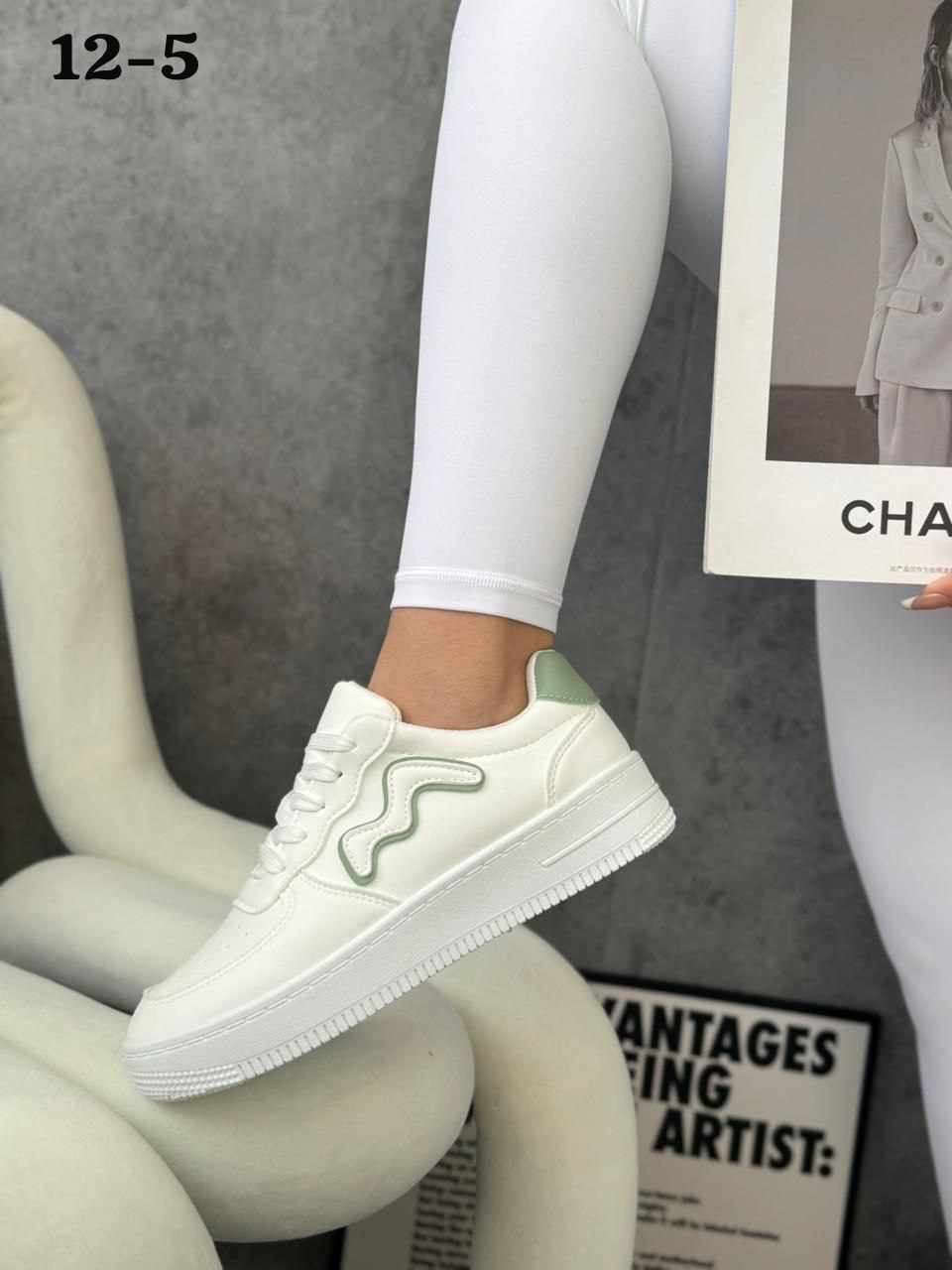 фото весенние женские кроссовки оптом