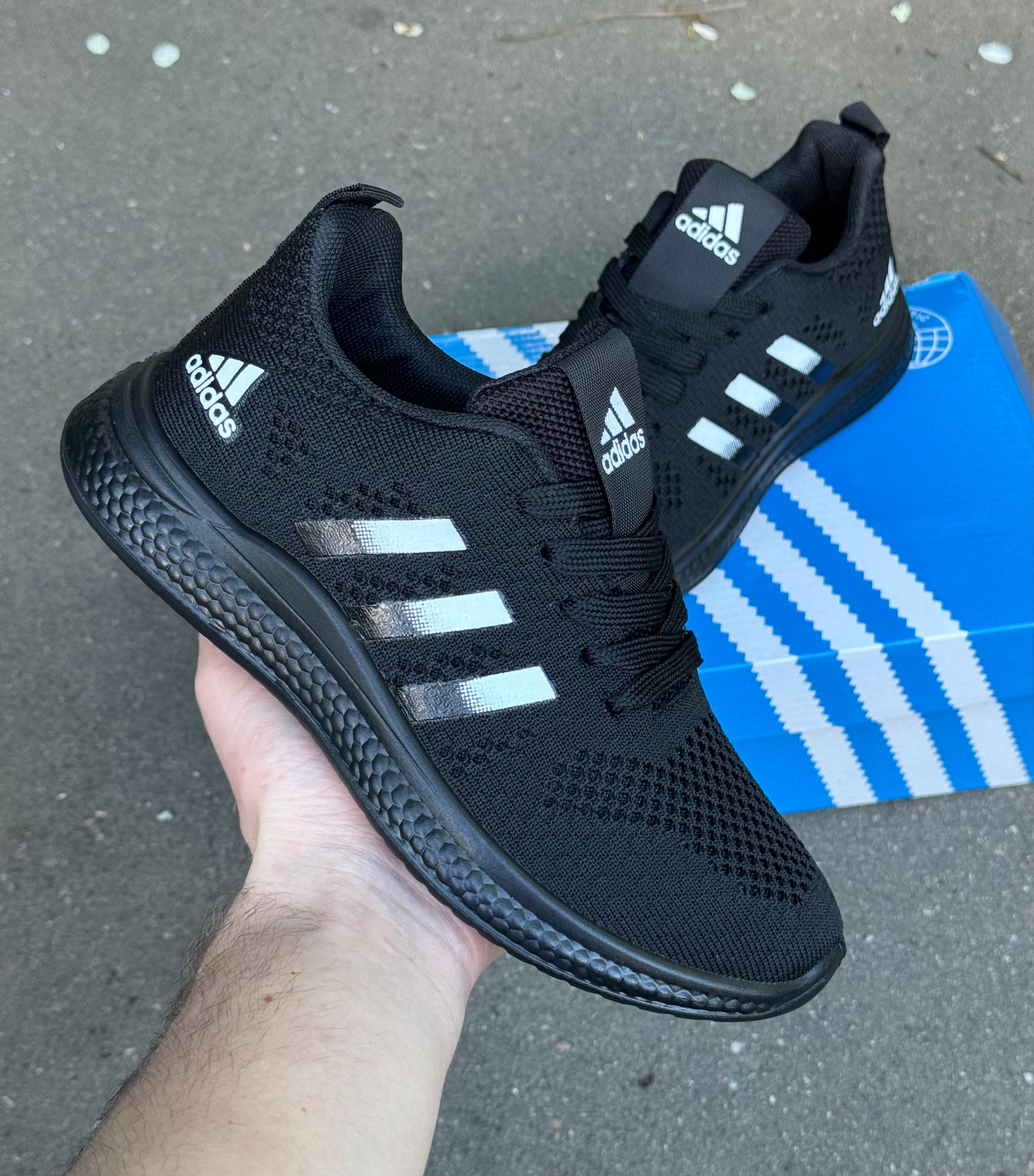 фото мужские черные кроссовки adidas 896531 оптом
