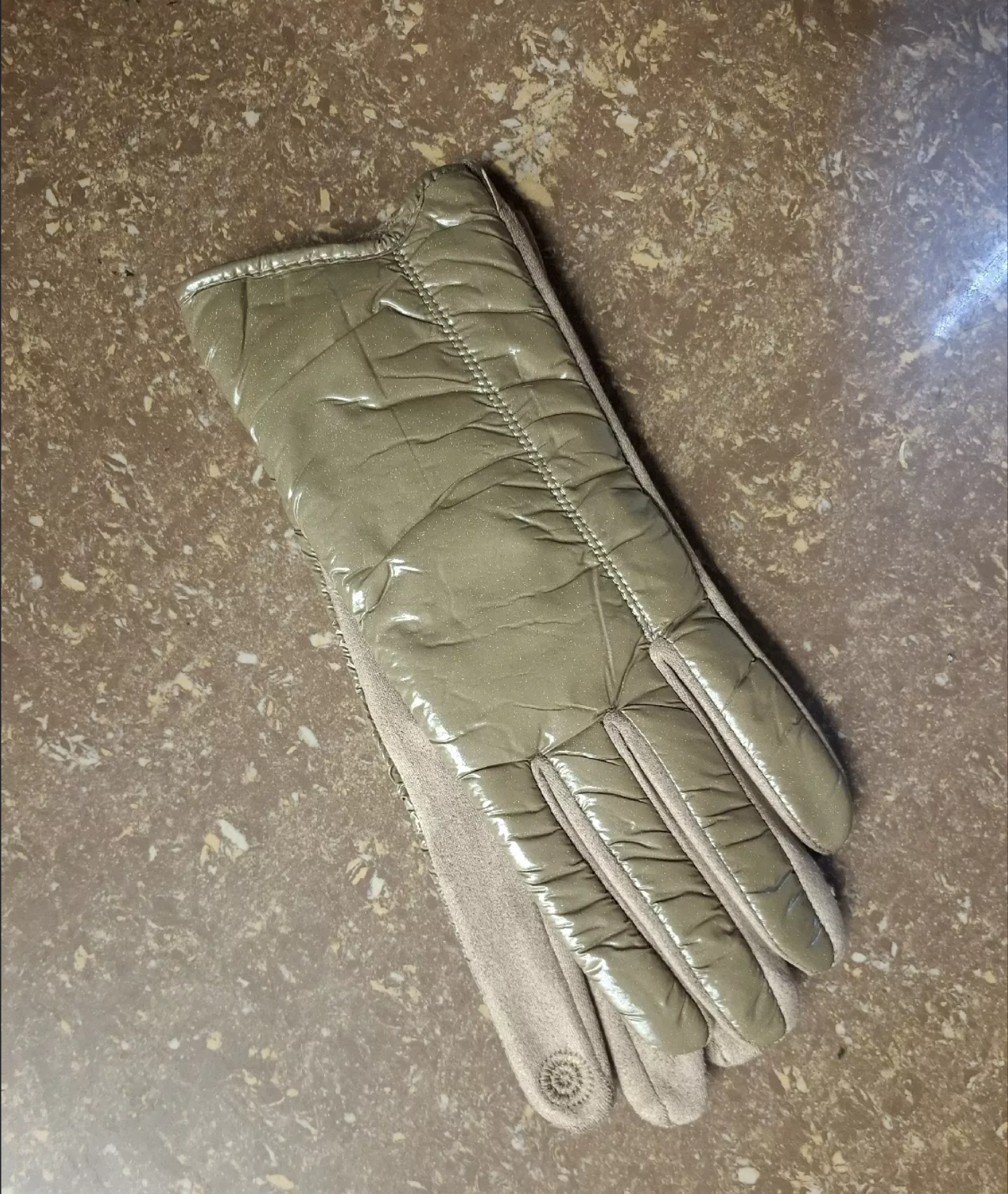 картинка Перчатки для женщин от магазина Одежда+