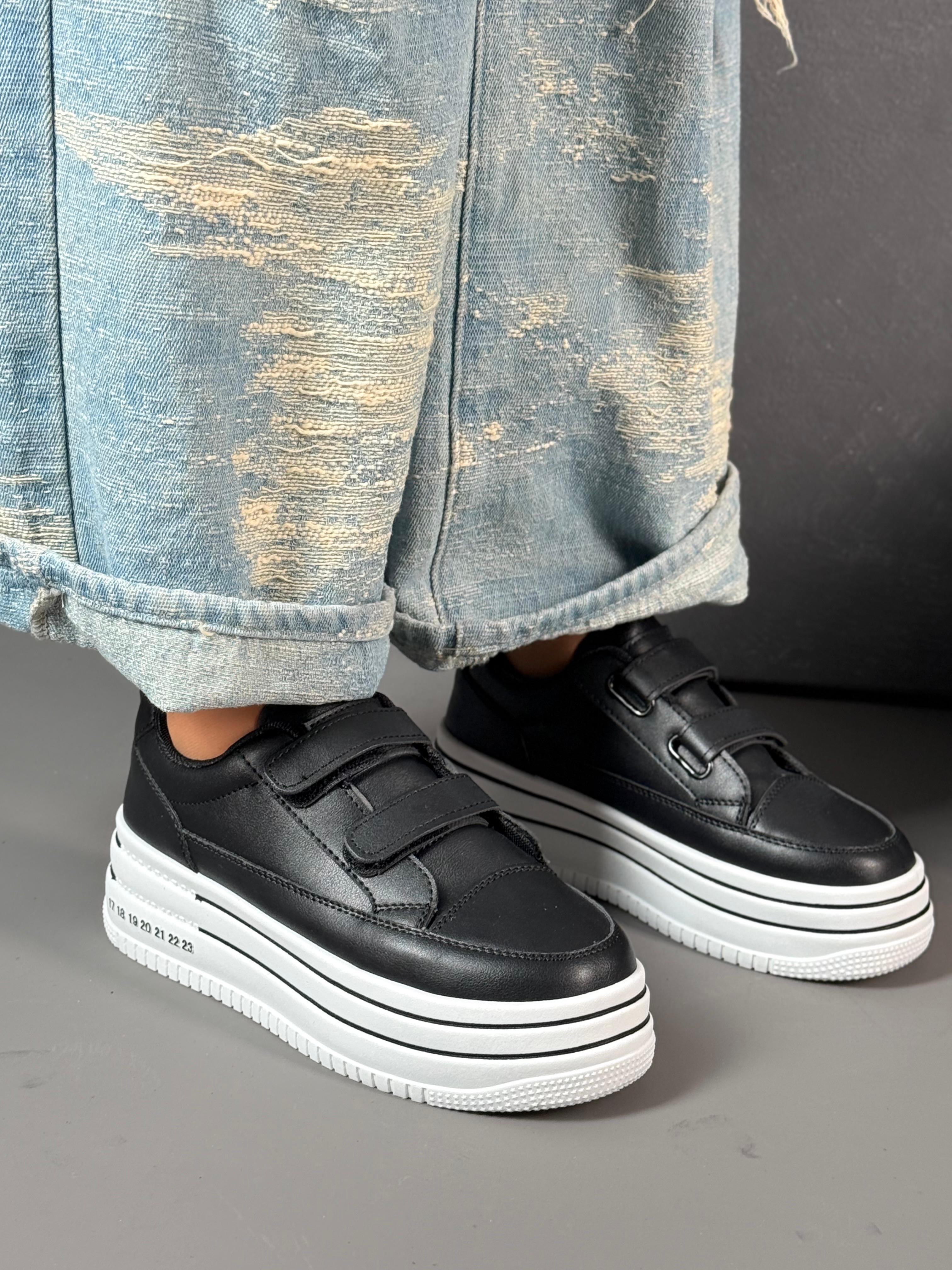 фото весенние женские кеды оптом