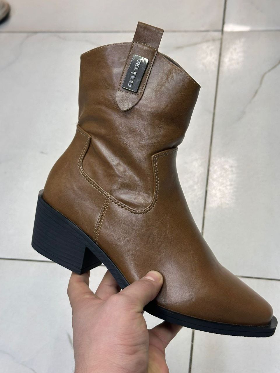 фото весенние женские ботинки оптом