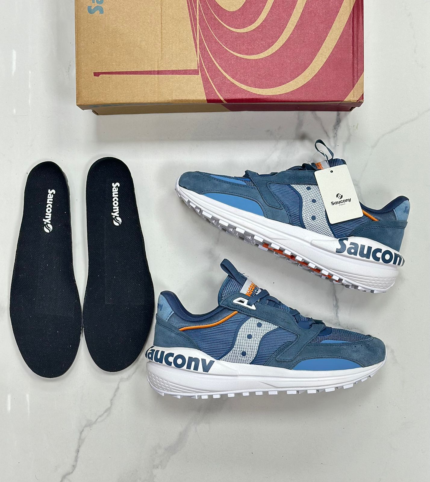 фото мужские кроссовки saucony 377388 оптом