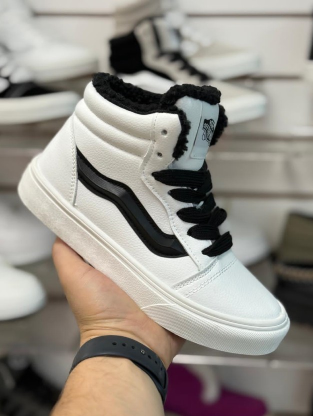 фото зимние женские кроссовки оптом с доставкой