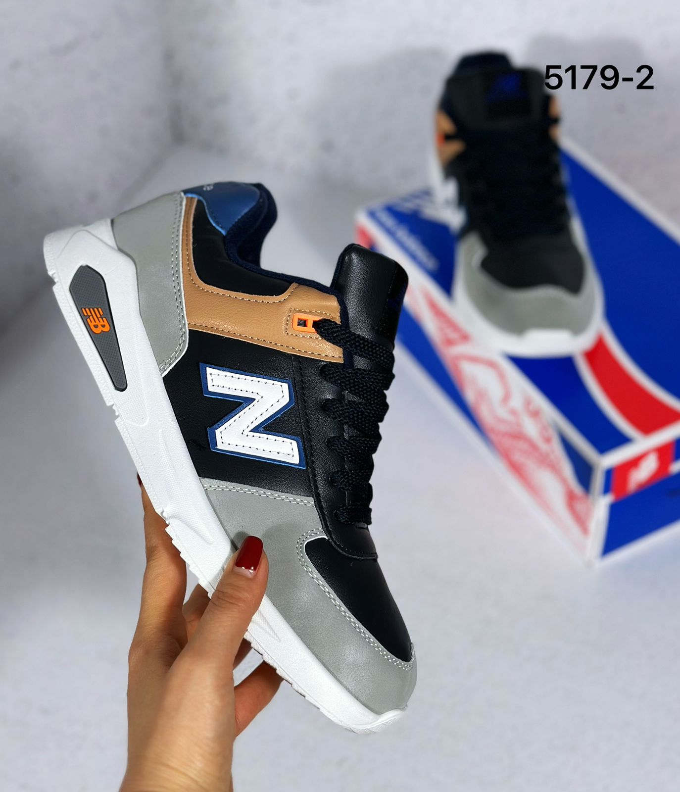 фото осенние мужские кроссовки оптом