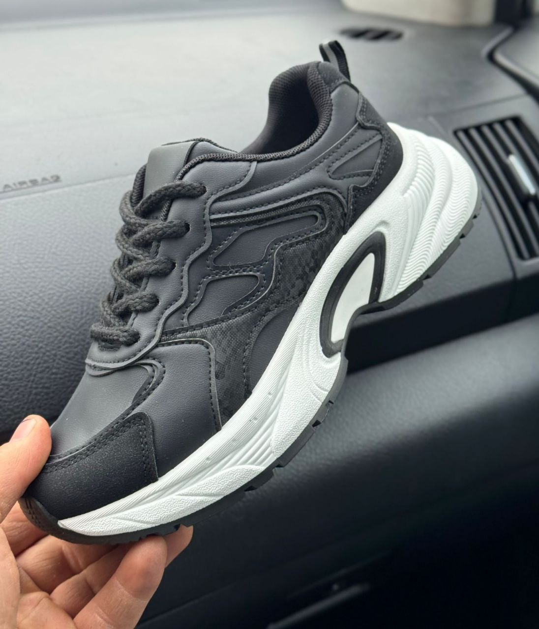 фото весенние женские кроссовки оптом