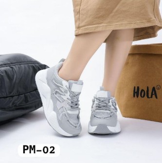 фото весенние женские кроссовки оптом