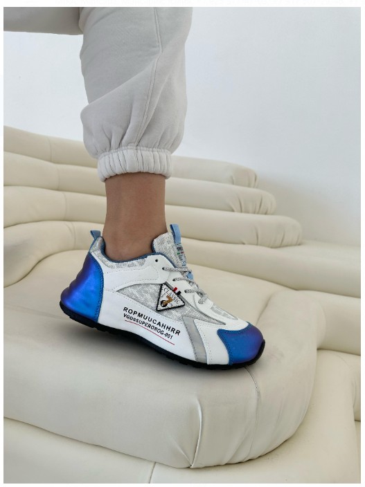 фото весенние женские кроссовки оптом