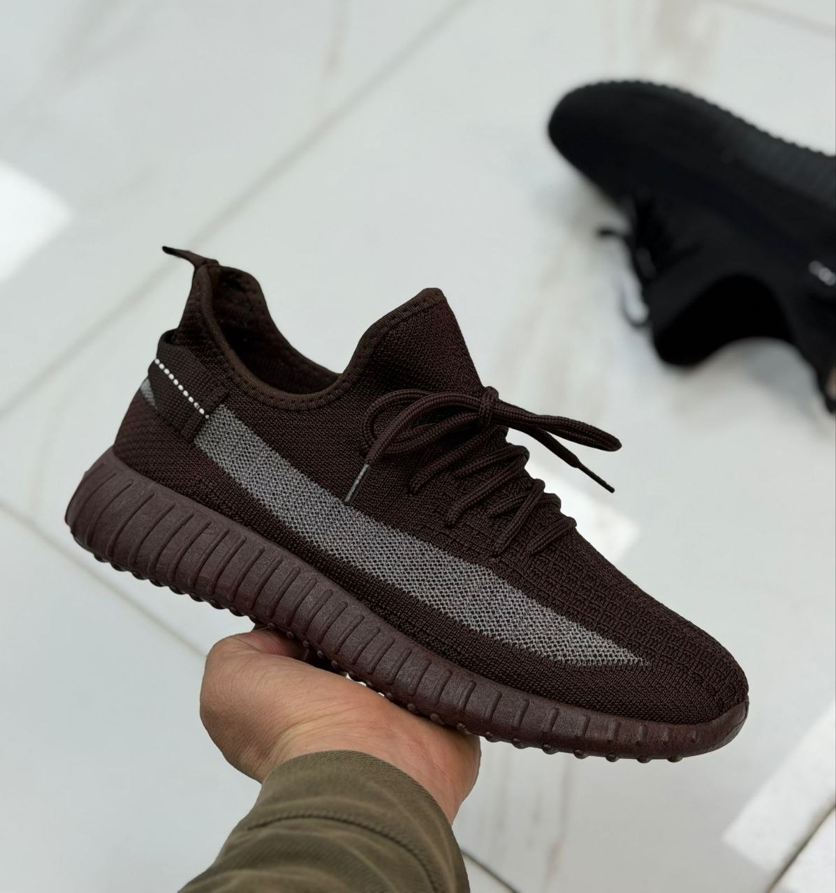 фото весенние мужские кроссовки оптом с доставкой