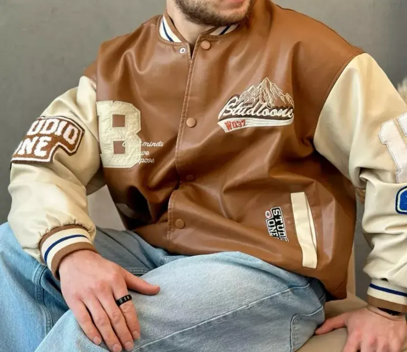 картинка Бомбер от магазина Одежда+