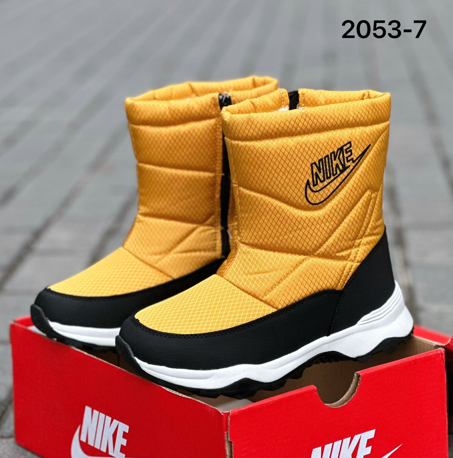 фото зимние женские дутики оптом