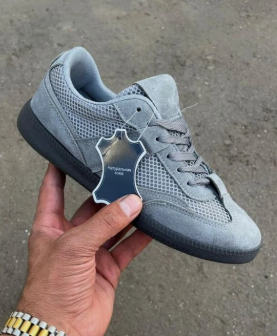 фото весенние женские кроссовки оптом