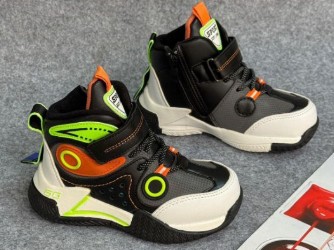 фото весенние кроссовки для мальчиков оптом