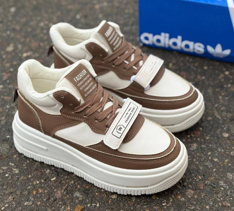 фото весенние женские кроссовки оптом