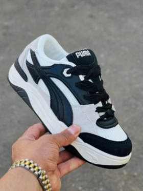 фото весенние женские кроссовки оптом