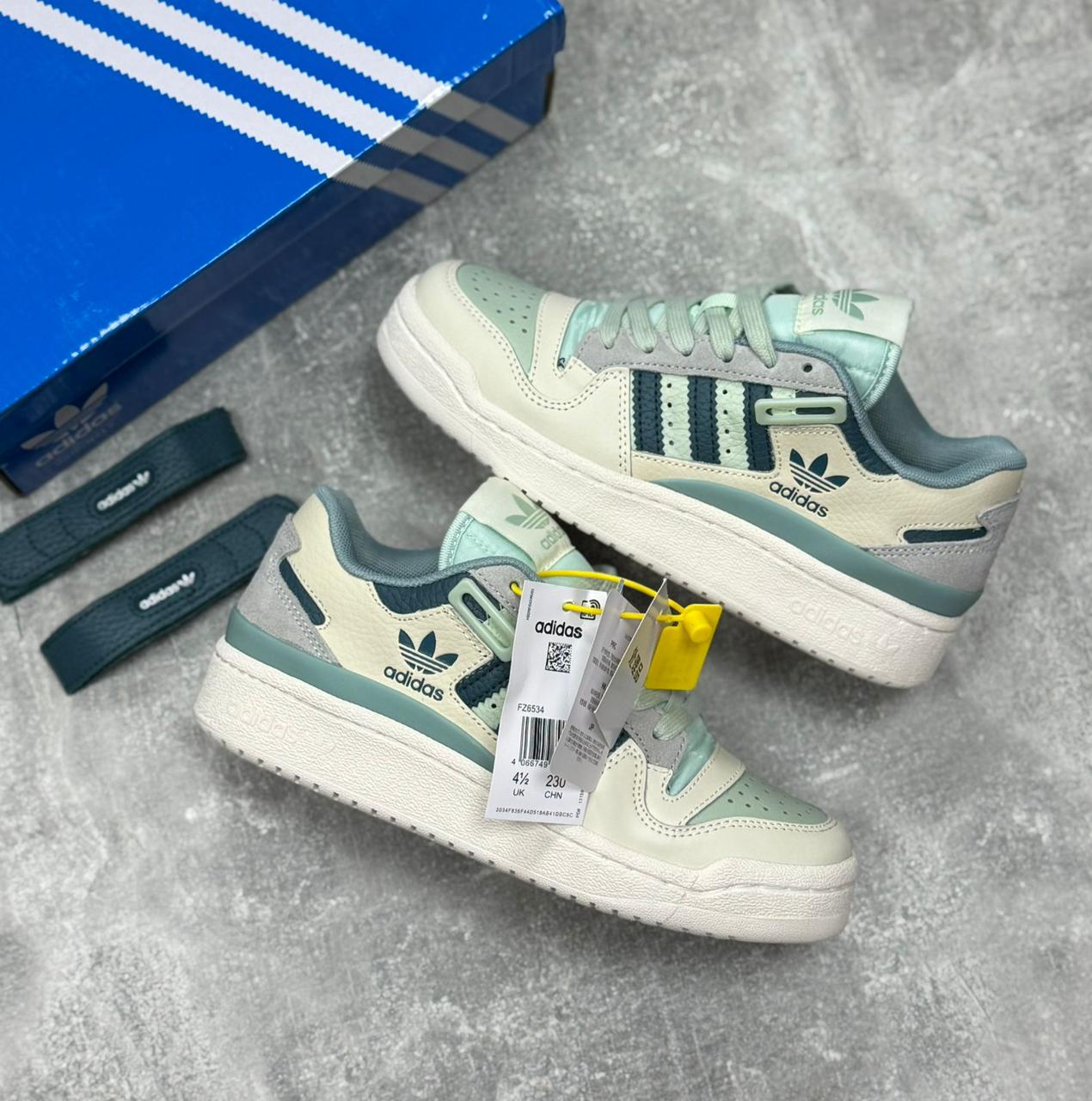 фото женские весенние кроссовки adidas 707178 оптом