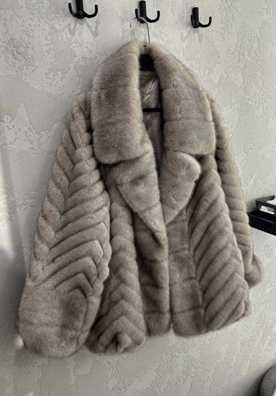 картинка Шуба от магазина Одежда+