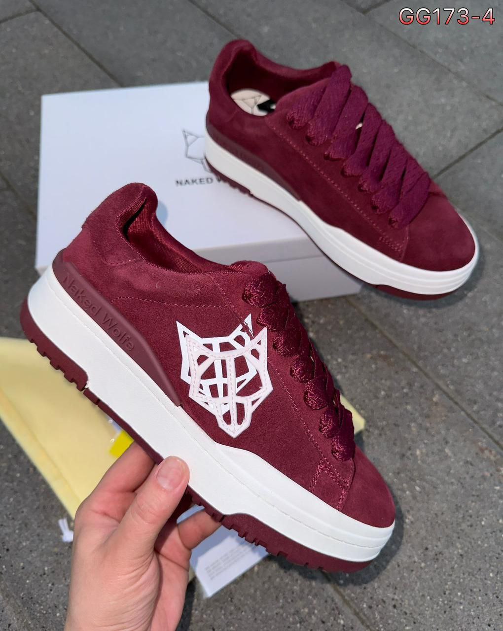 фото весенние женские кроссовки оптом