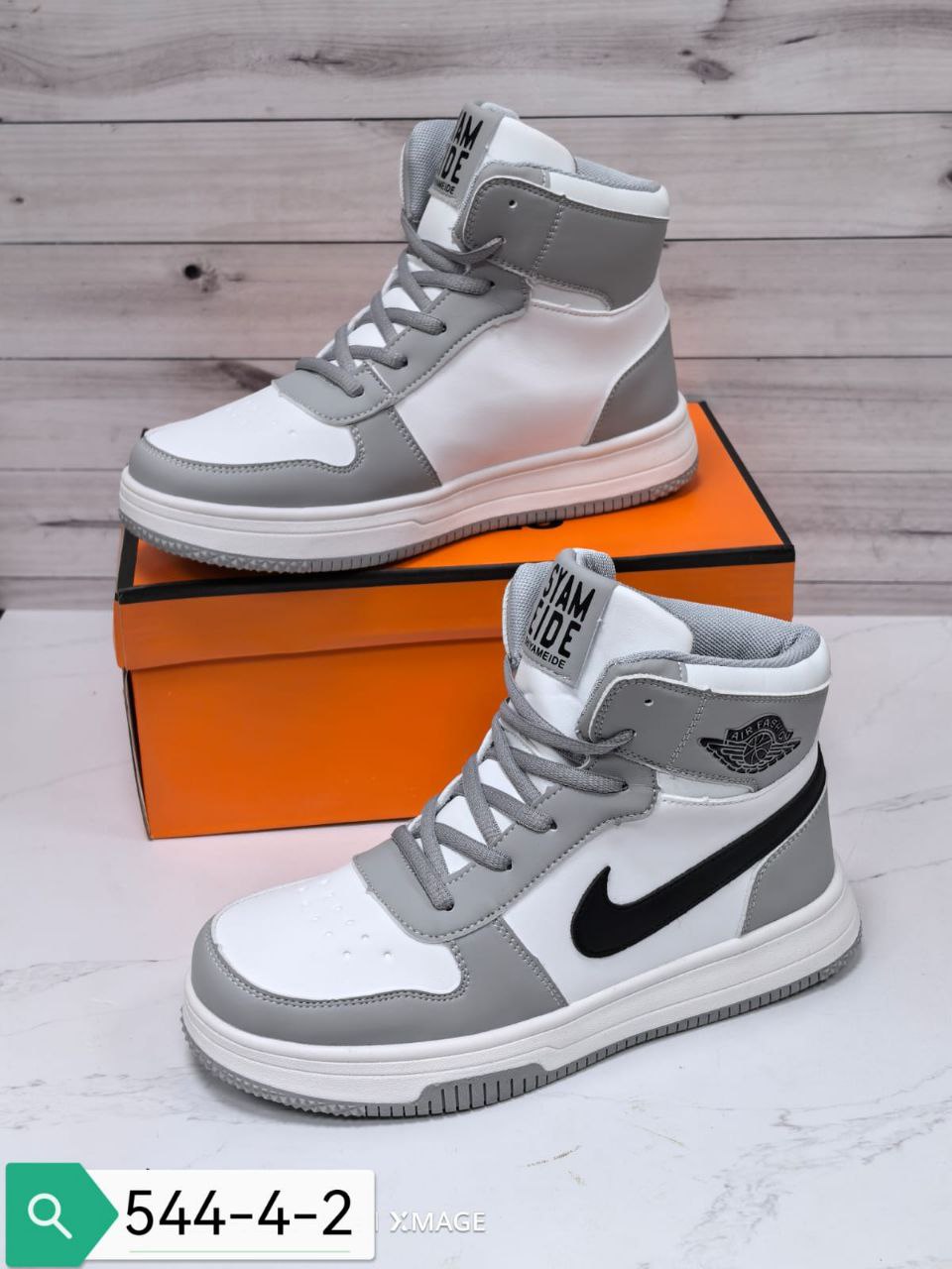 фото весенние женские кроссовки оптом