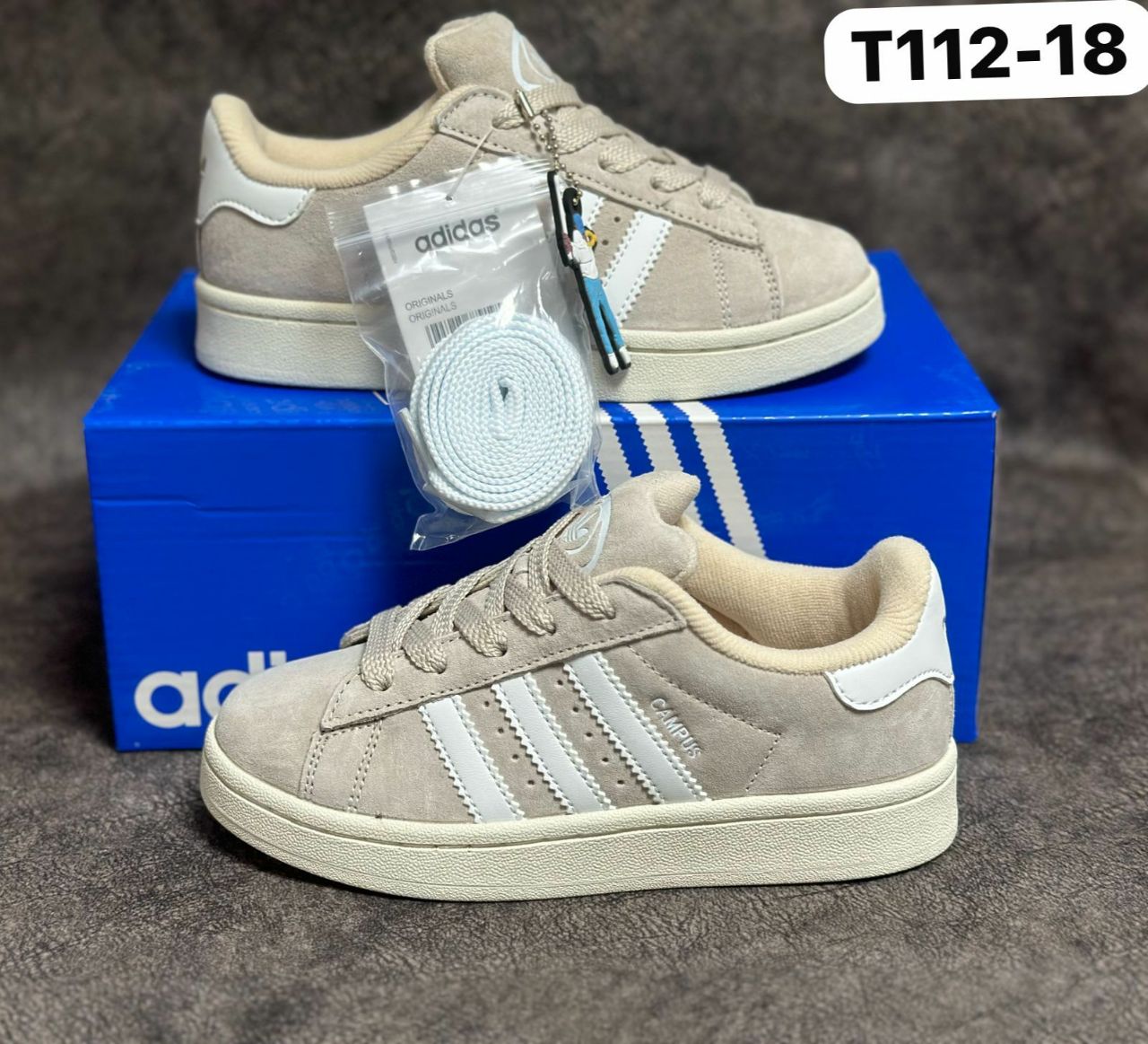 фото весенние кроссовки для девочек оптом