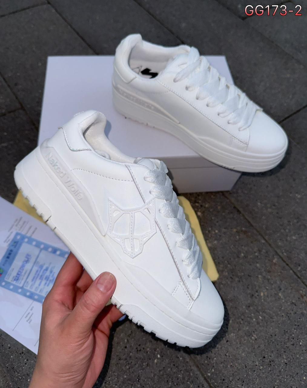 фото весенние женские кроссовки оптом