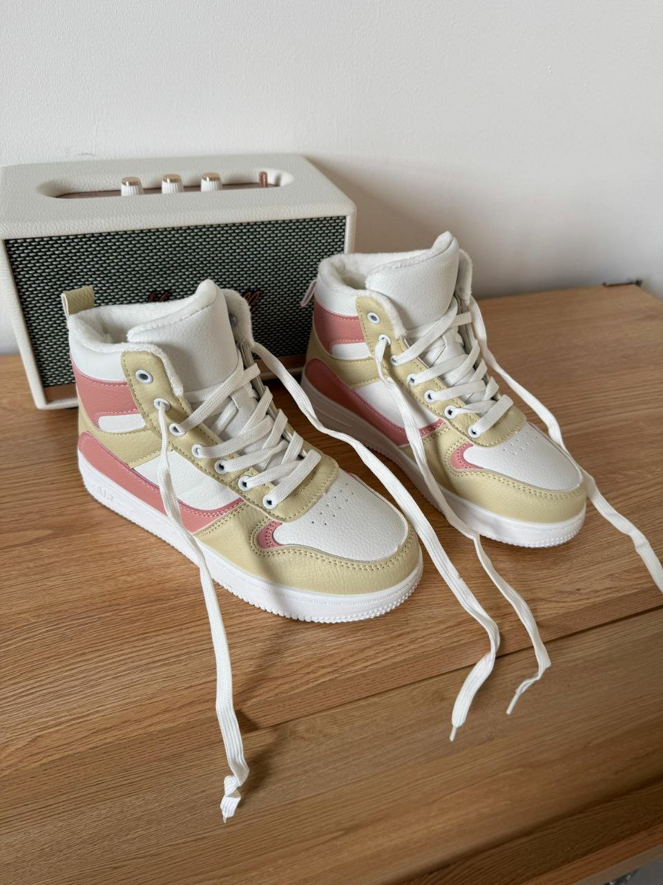 фото зимние женские кроссовки оптом с доставкой