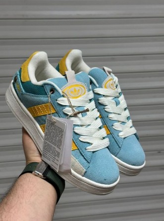 фото весенние женские кроссовки оптом