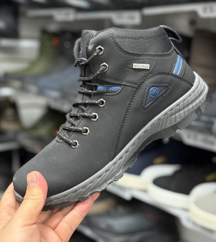 фото зимние мужские кроссовки оптом