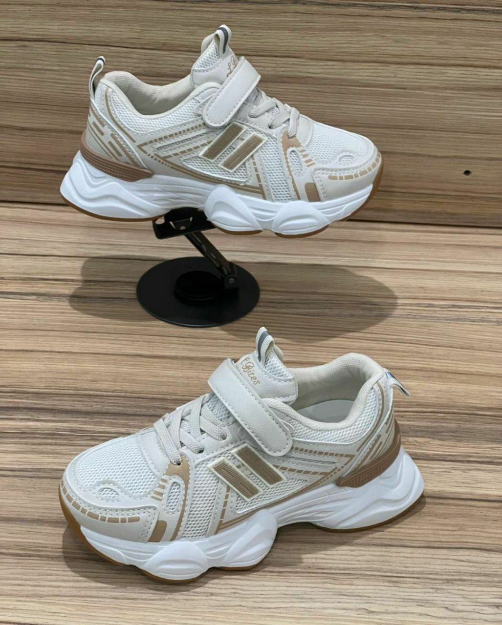 фото весенние кроссовки для мальчиков оптом