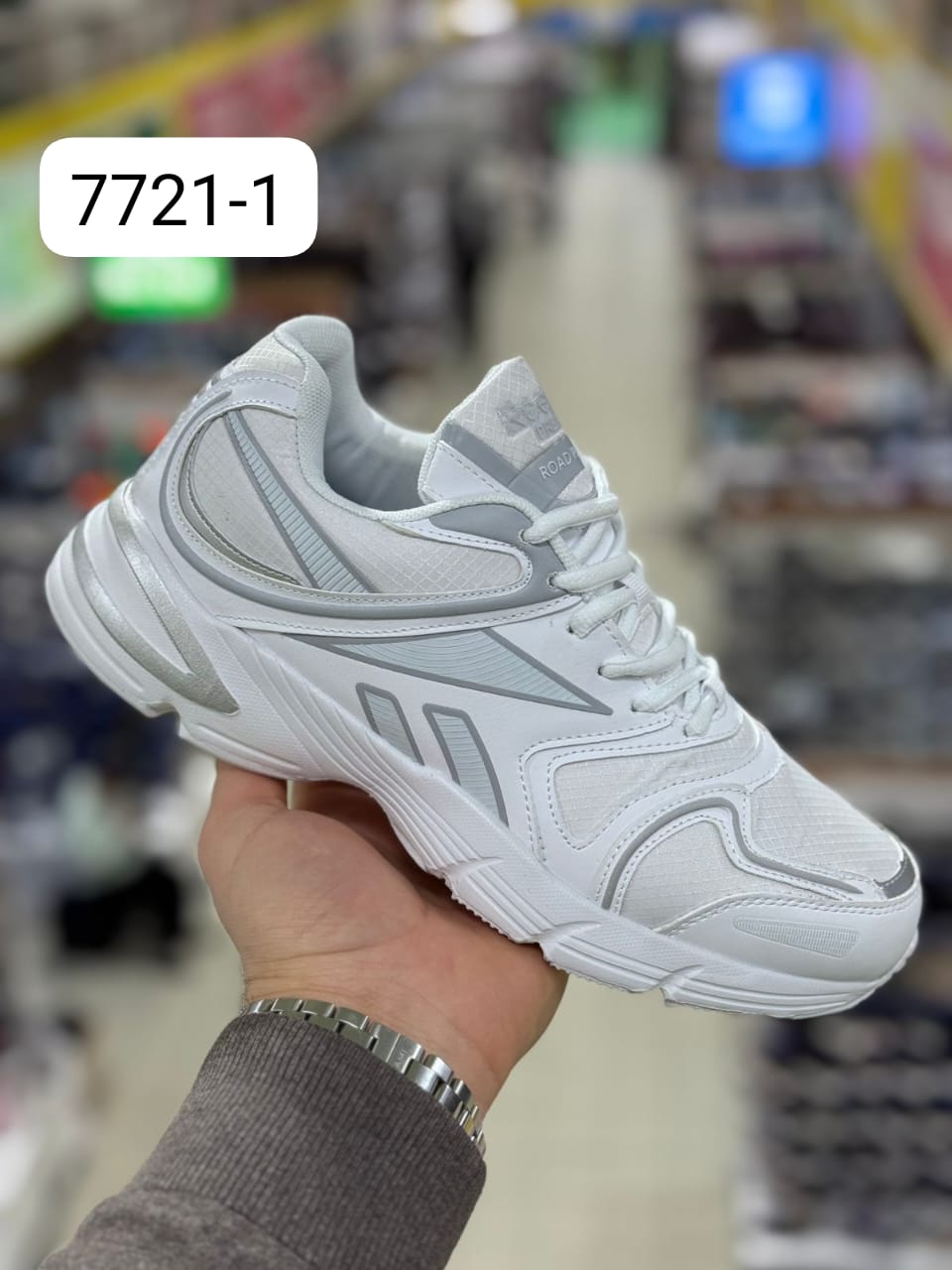 фото весенние мужские кроссовки оптом с доставкой