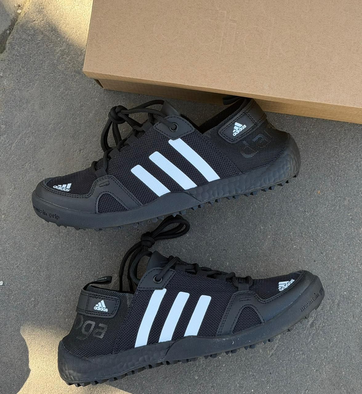 фото мужские кроссовки adidas 353018 оптом