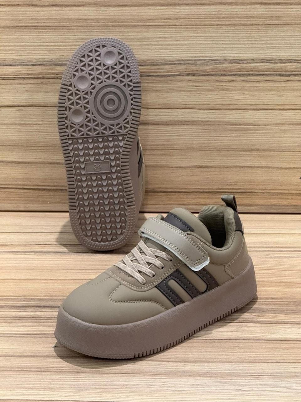 фото весенние кроссовки для мальчиков оптом